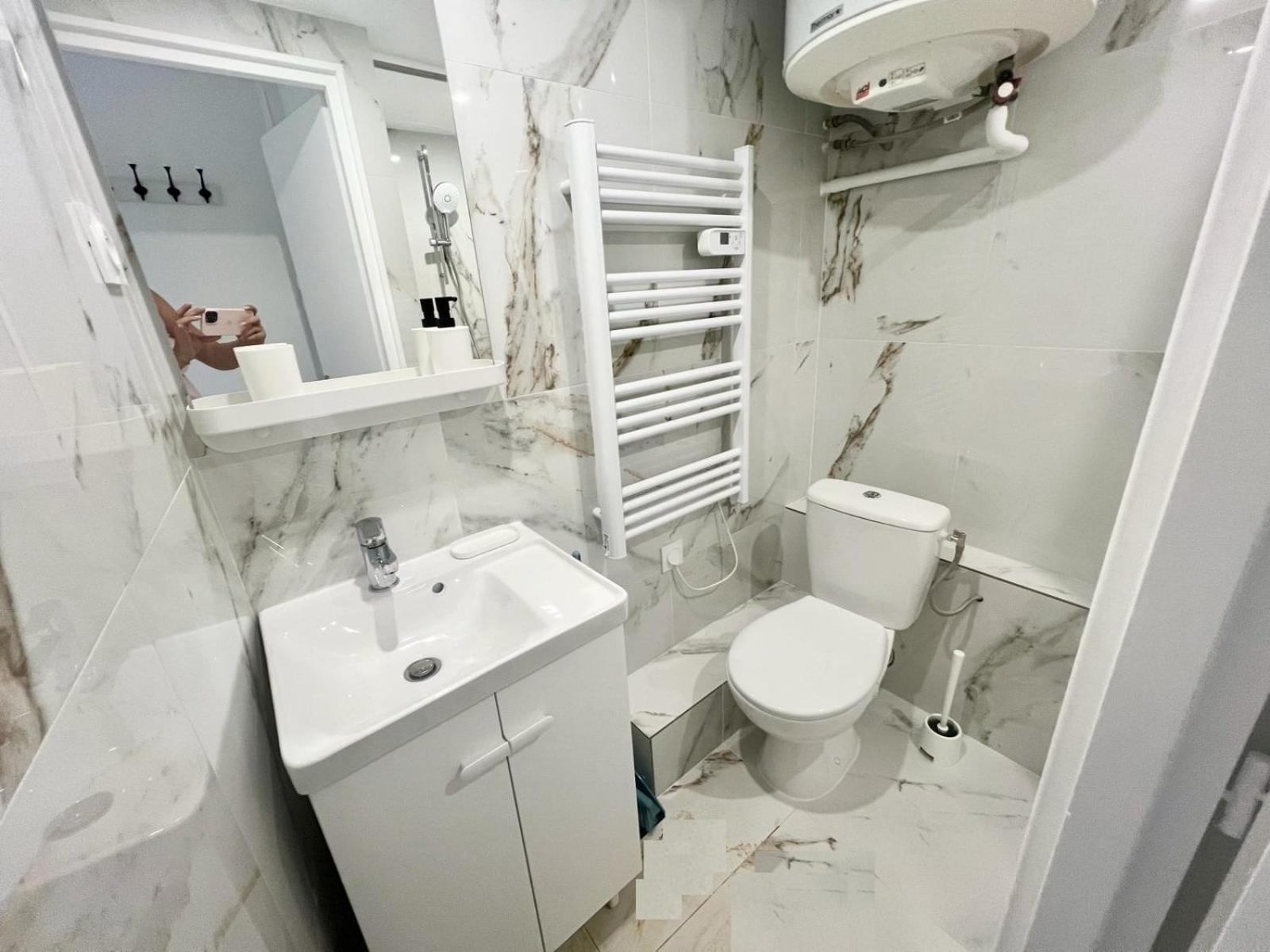 Studio Moderne Renove Avec Balcon Νίκαια Εξωτερικό φωτογραφία