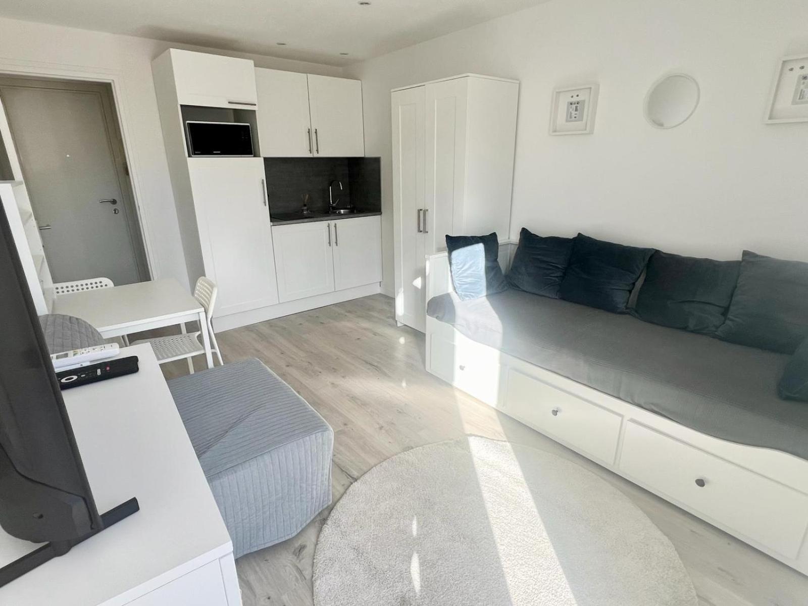 Studio Moderne Renove Avec Balcon Νίκαια Εξωτερικό φωτογραφία
